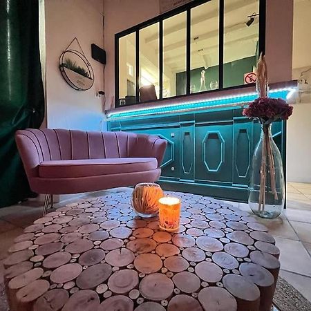 Suite Romance - Jacuzzi Moret-sur-Loing Eksteriør bilde