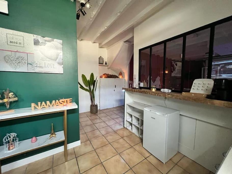 Suite Romance - Jacuzzi Moret-sur-Loing Eksteriør bilde